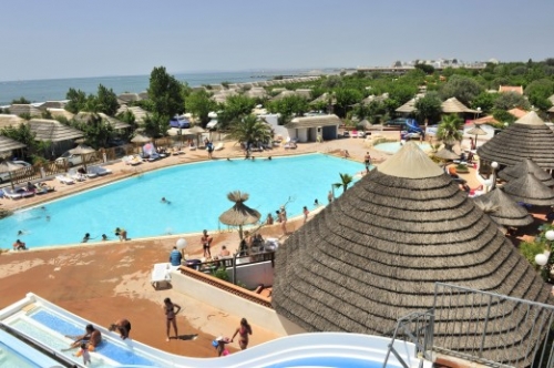 Camping Domaine du Boucanet Poollandschaft