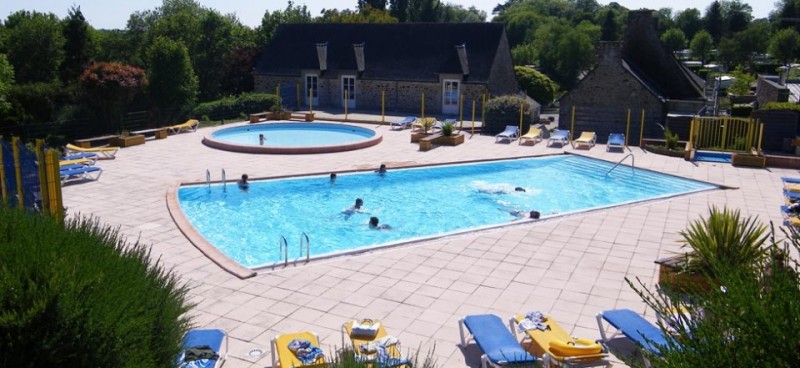 Camping La Hallerais Pool